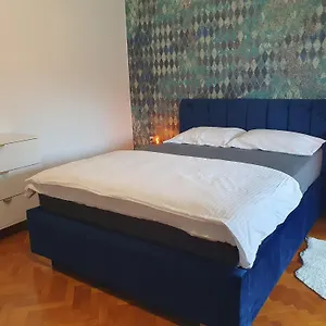 apartment-sasha.pula-hotels.org/